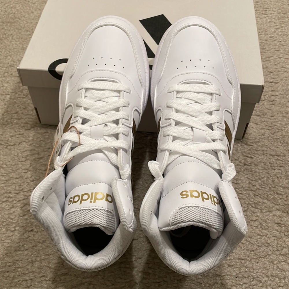 Adidas HOOPS 3.0 MID LIFESTYLE BASKETBALL CLASSIC SHOES women size 7 BNWB - Picture 3 of 8